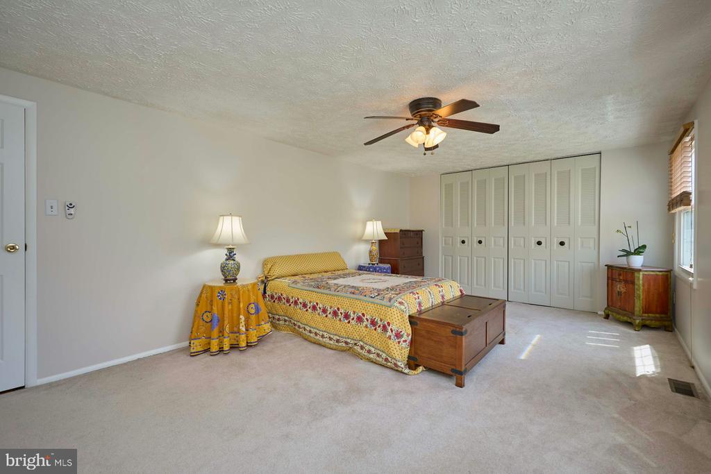 7307 STERLING GROVE DRIVE