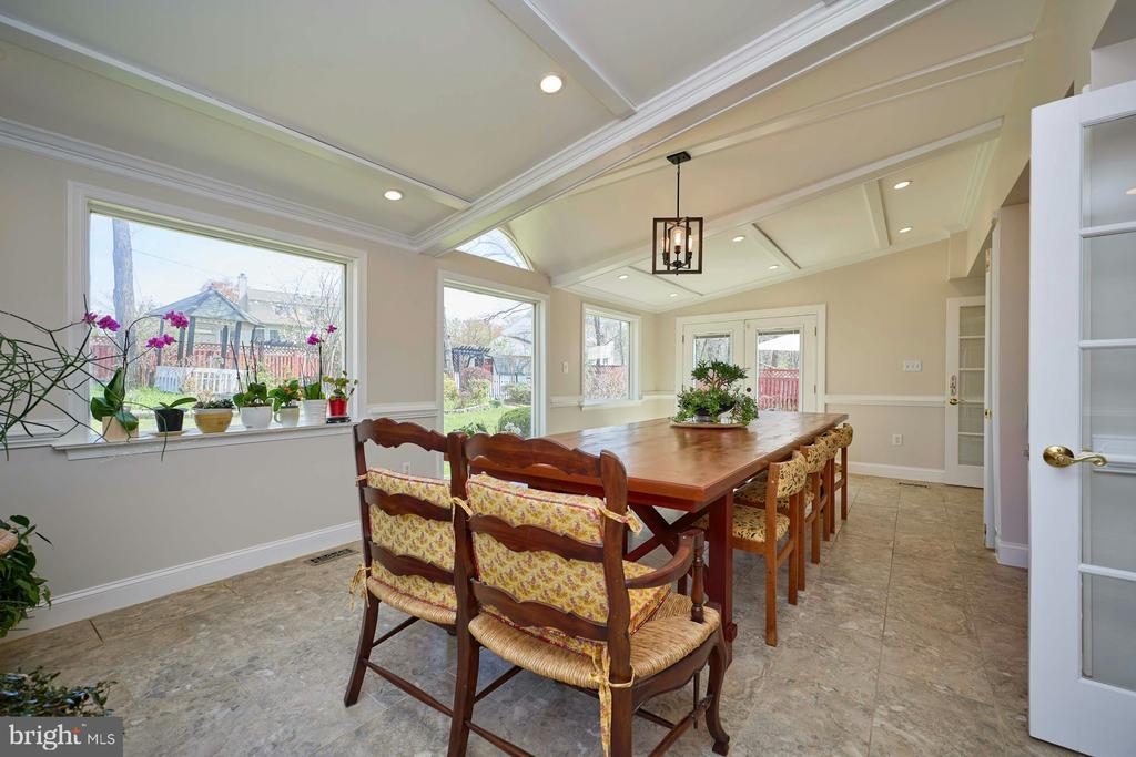 7307 STERLING GROVE DRIVE