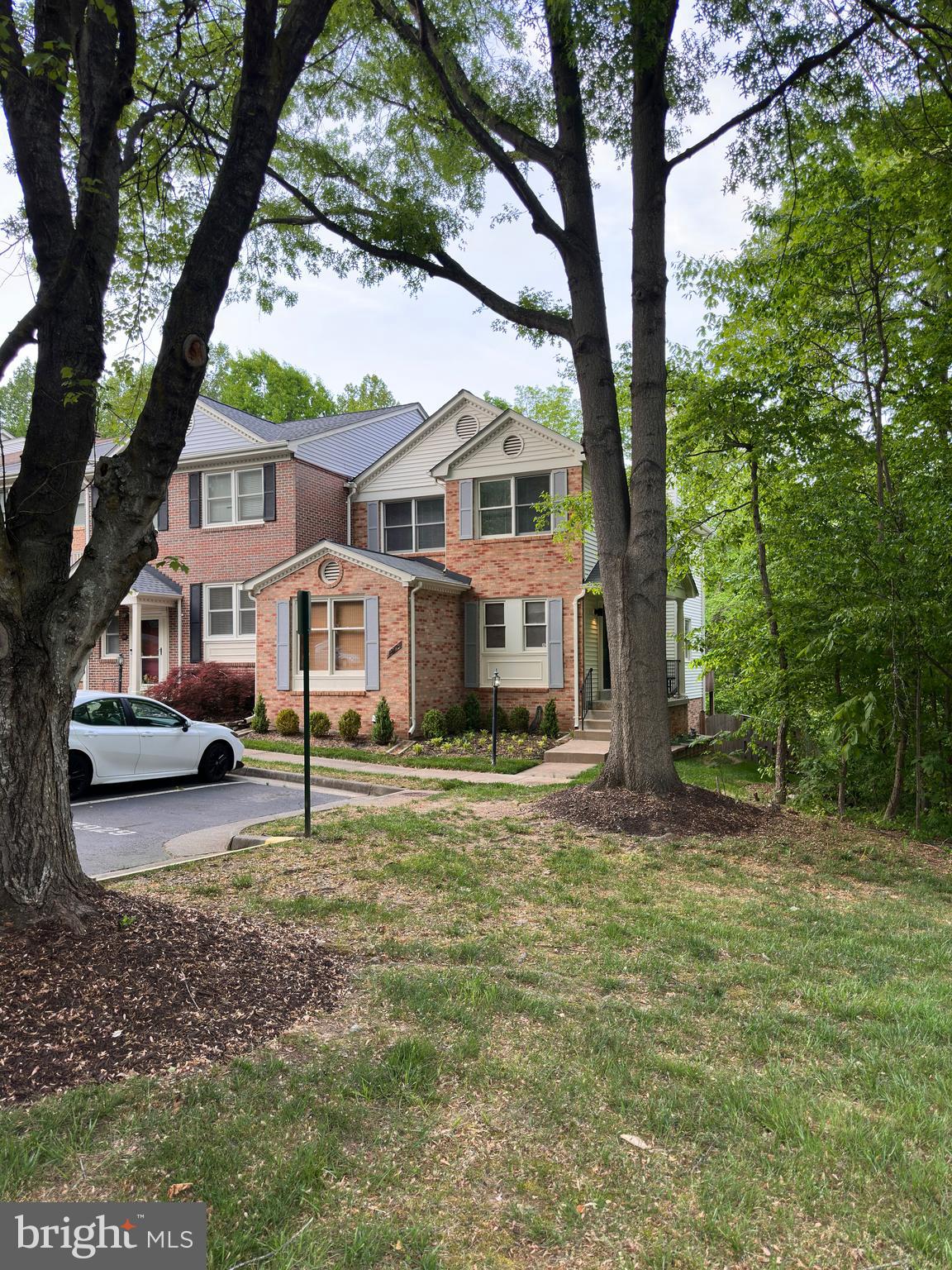 7929 VALLEYFIELD DRIVE