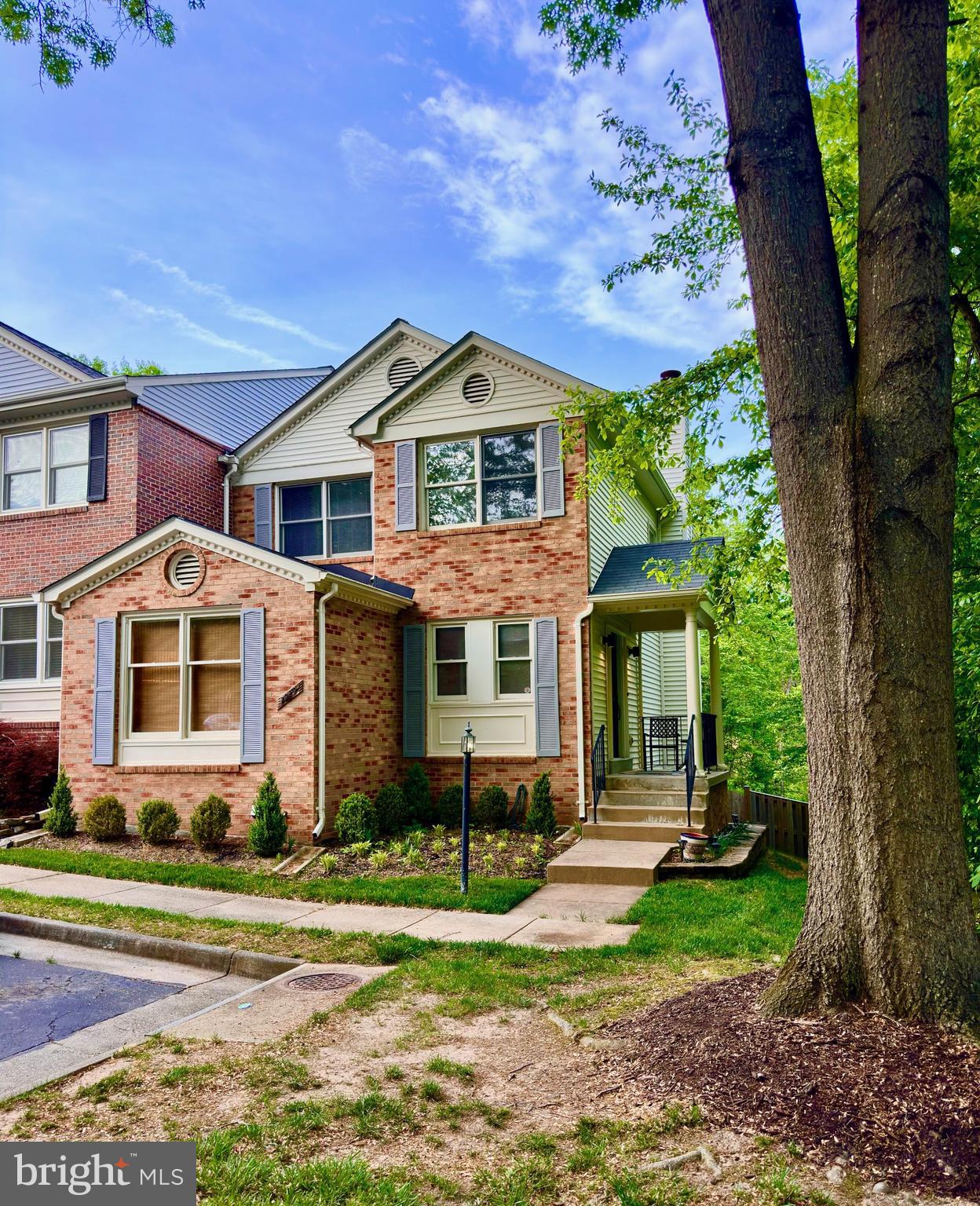 7929 VALLEYFIELD DRIVE