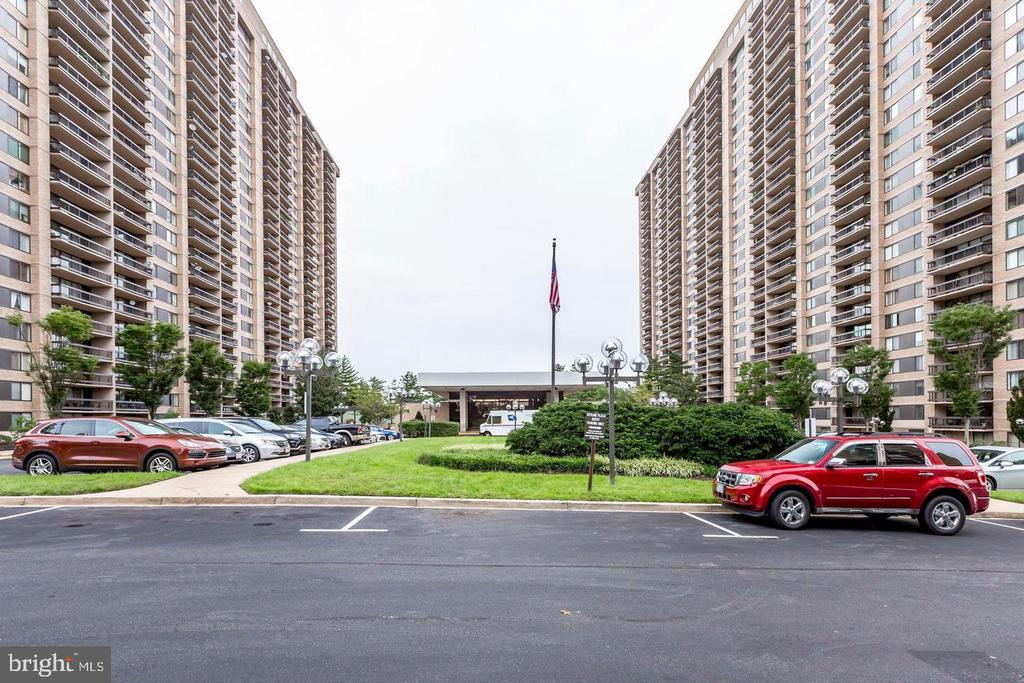 3701 S GEORGE MASON DRIVE 1315N