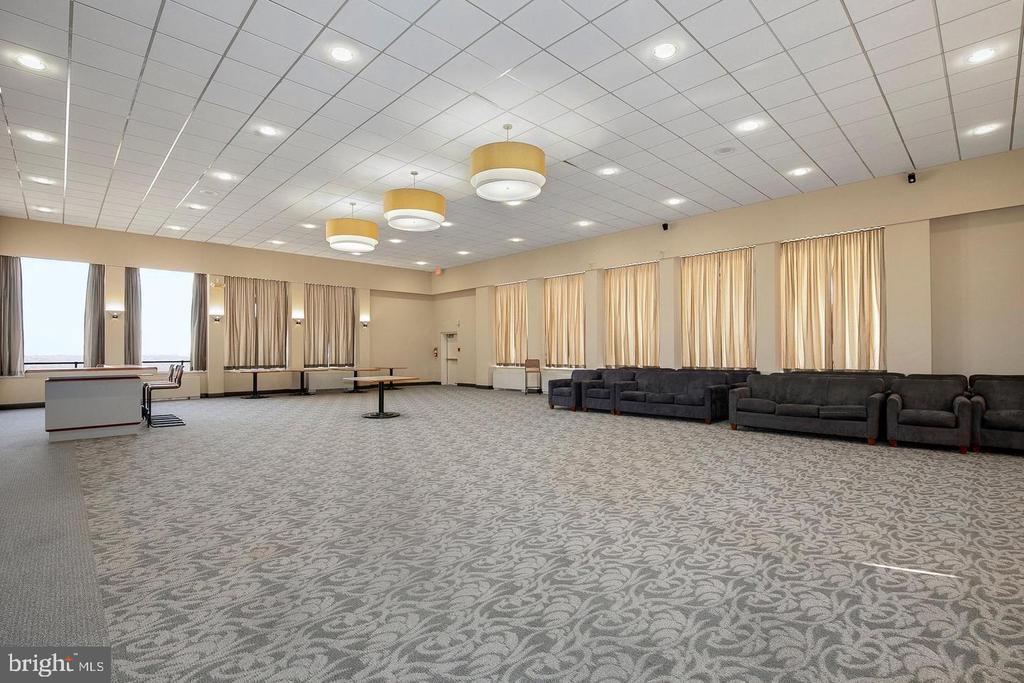 3701 S GEORGE MASON DRIVE 1315N