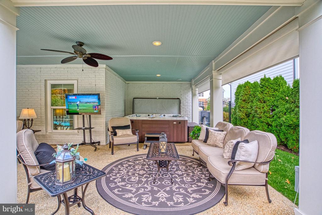 17147 Belle Isle Dr
