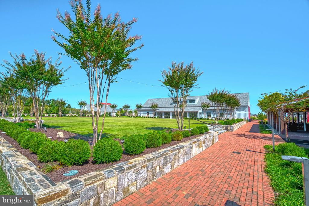 17147 Belle Isle Dr