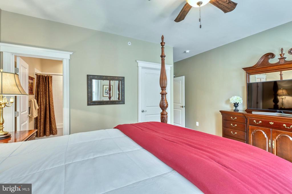 17147 Belle Isle Dr