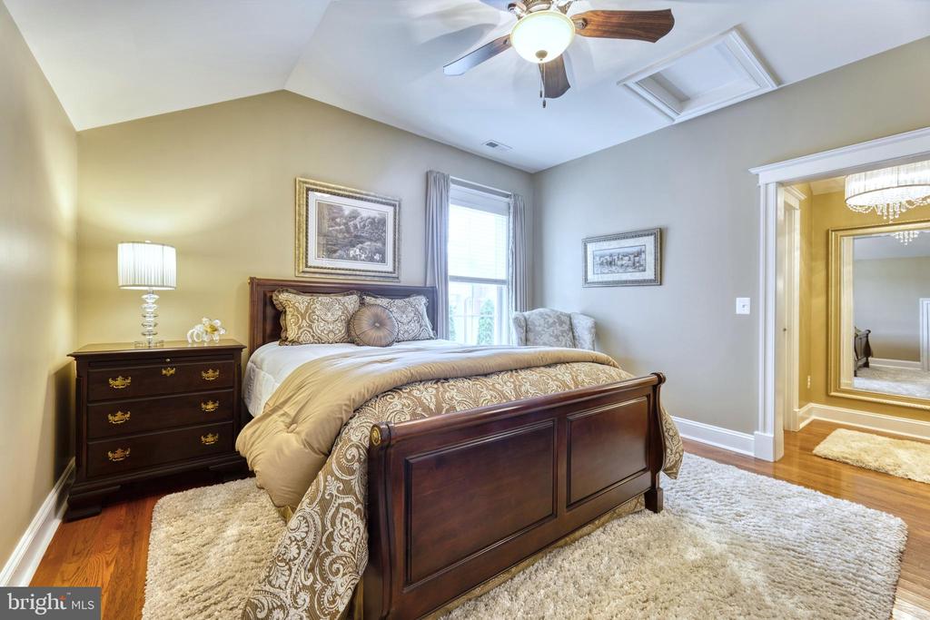 17147 Belle Isle Dr