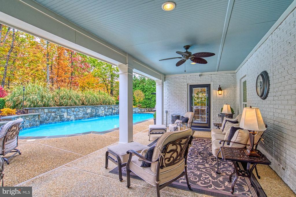 17147 Belle Isle Dr