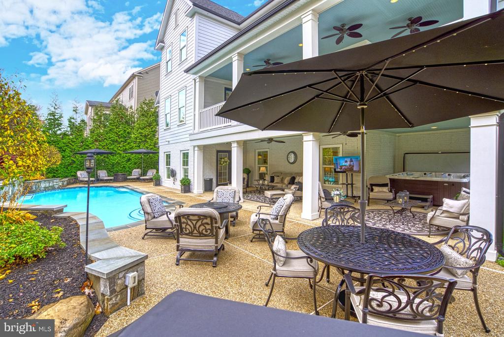 17147 Belle Isle Dr