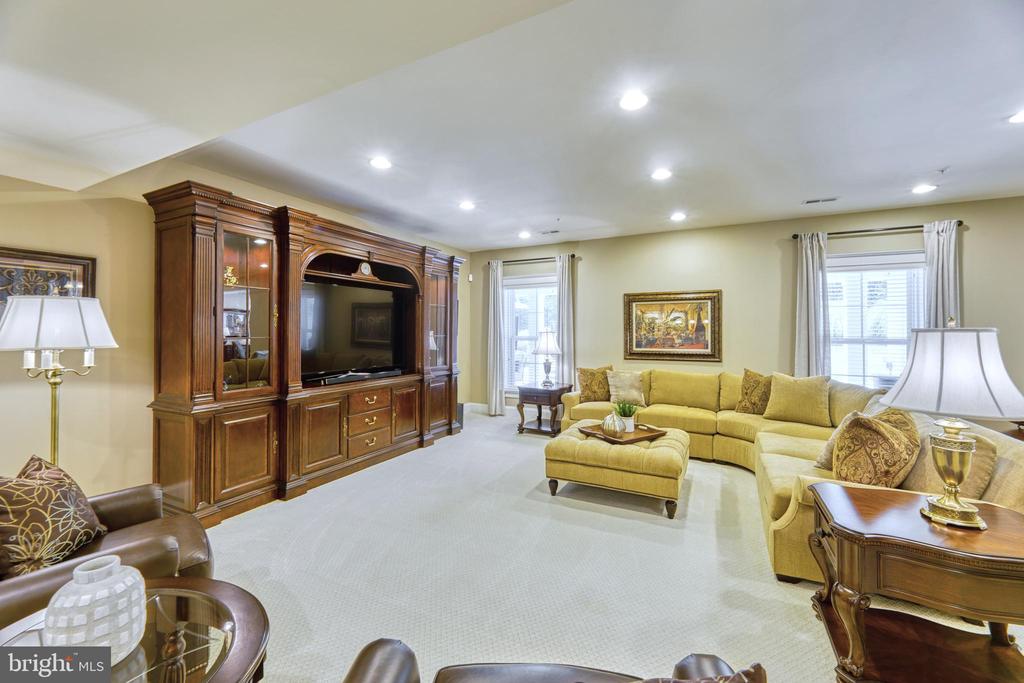 17147 Belle Isle Dr