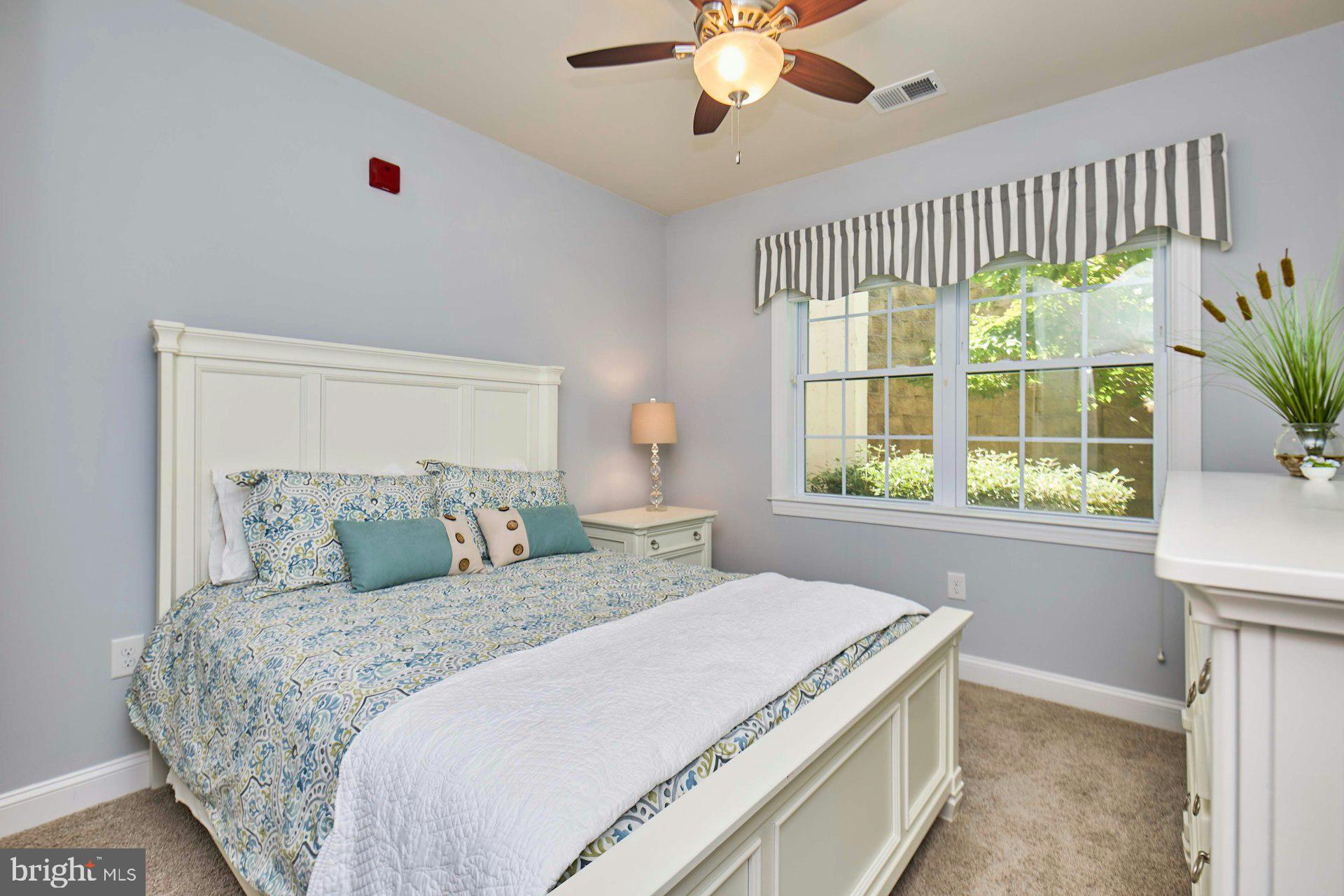 15211 ROYAL CREST DRIVE 101