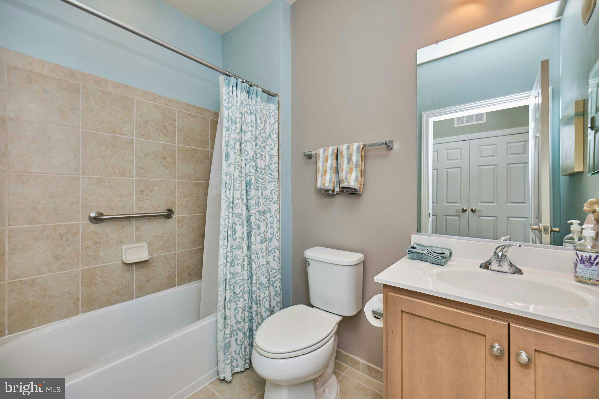15211 ROYAL CREST DRIVE 101