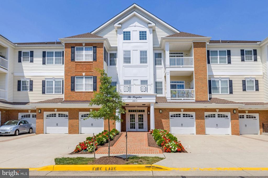 15211 ROYAL CREST DRIVE 101