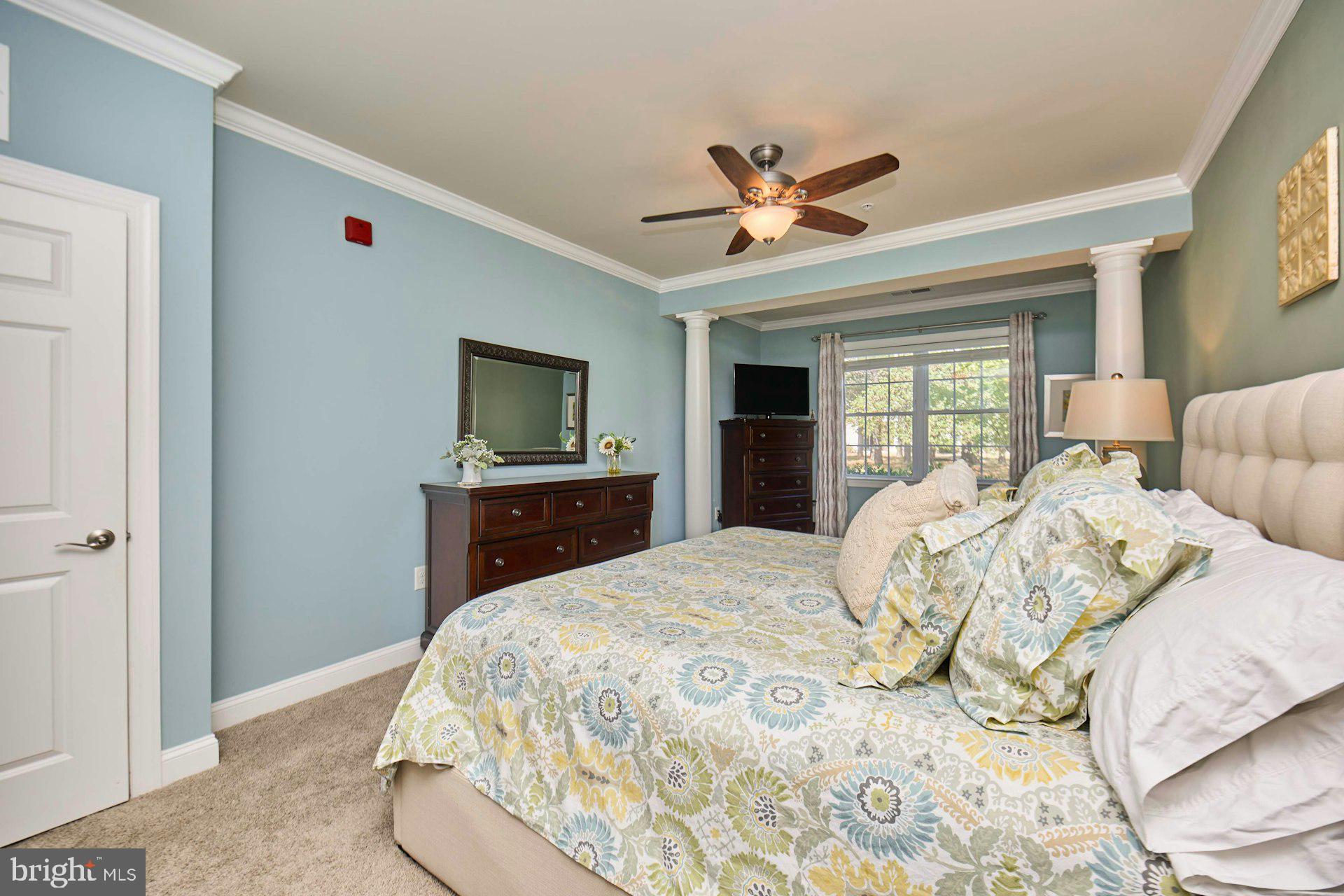 15211 ROYAL CREST DRIVE 101