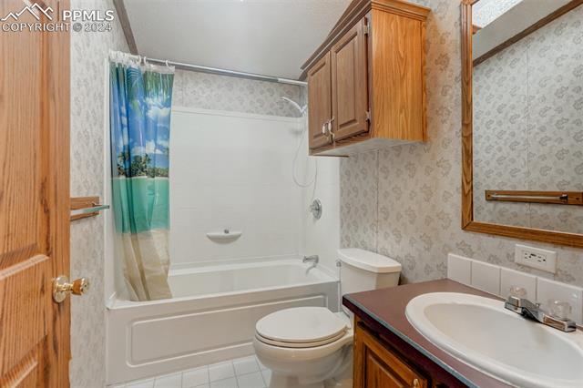 51 Black Mesa Circle