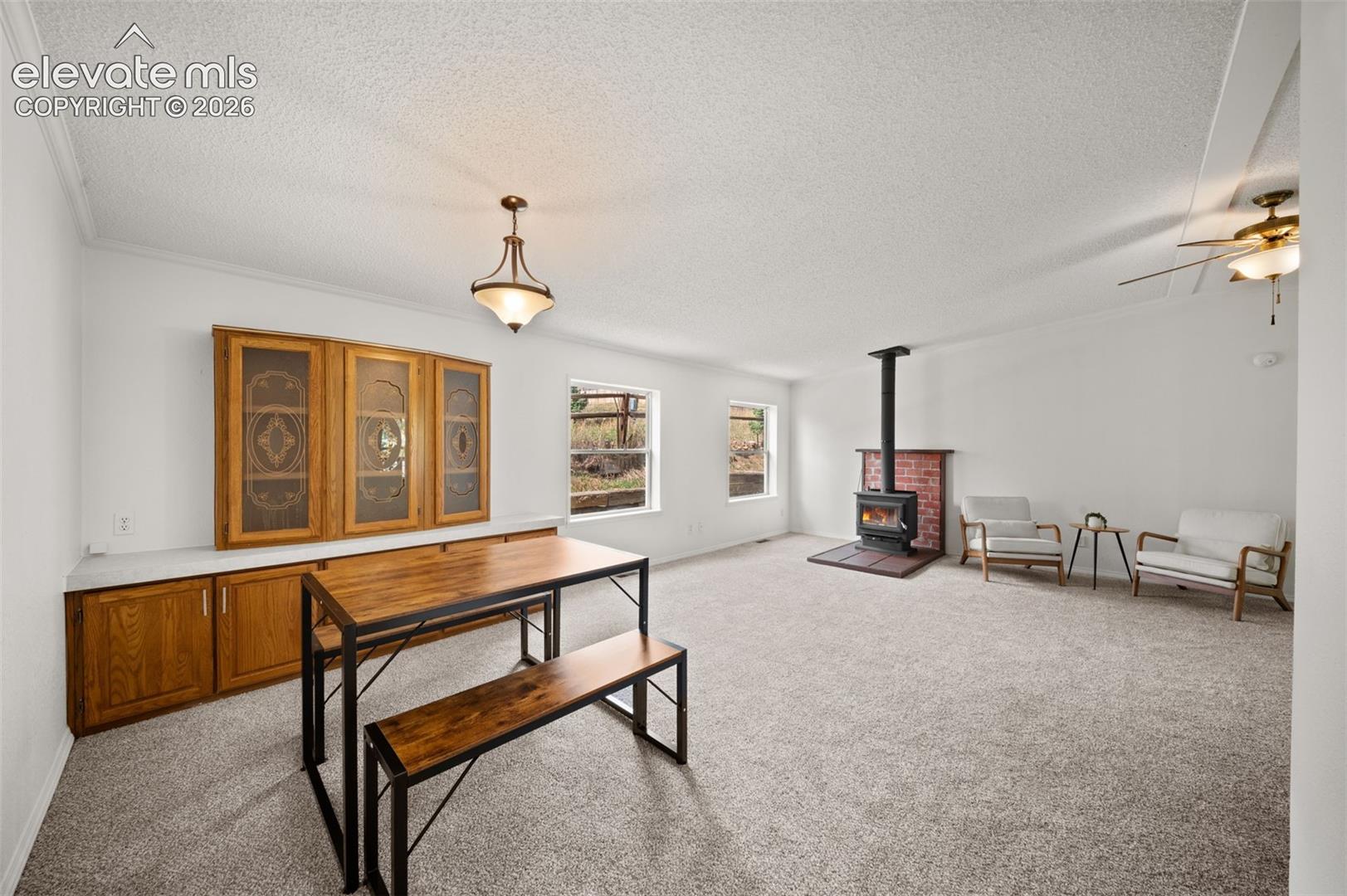 413 W Eaton Avenue