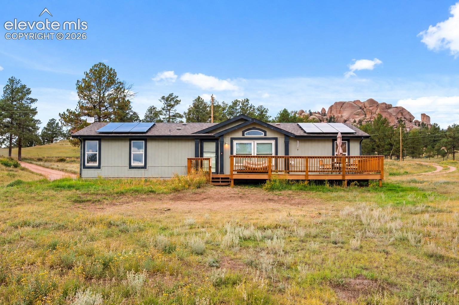 464 Hackamore Drive
