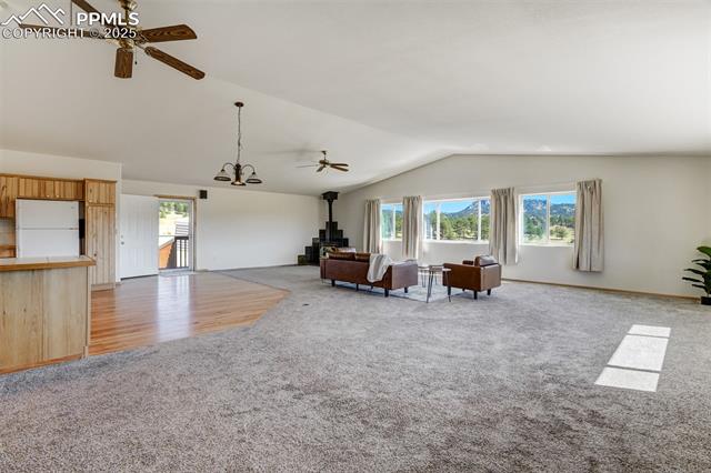 115 White Tail Lane