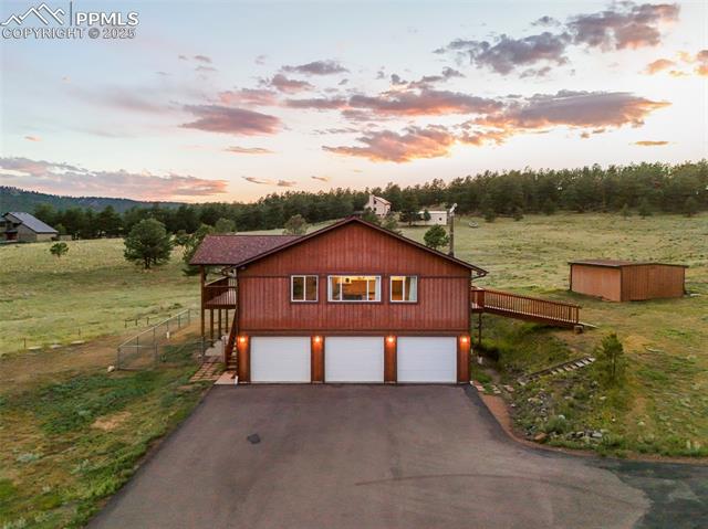 115 White Tail Lane