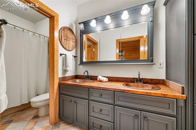 1366 Vagabond Creek Drive