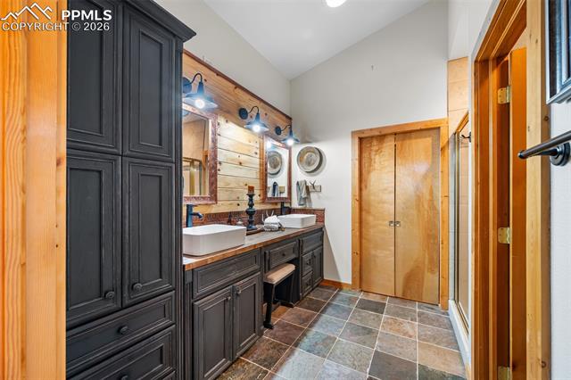 1366 Vagabond Creek Drive