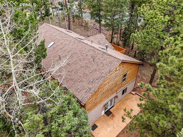 1300 W Midland Avenue