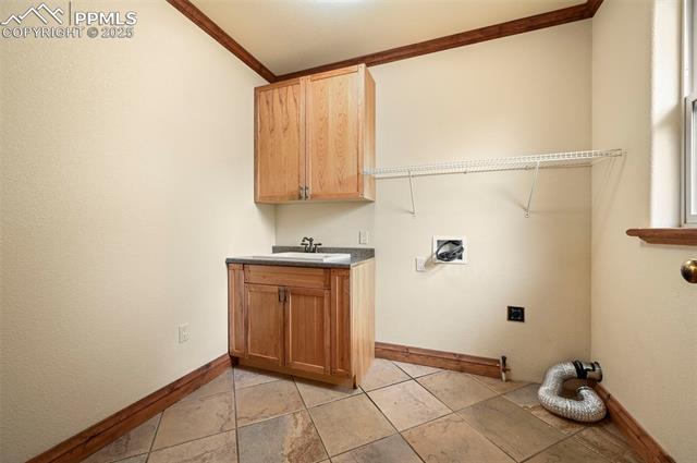 1300 W Midland Avenue