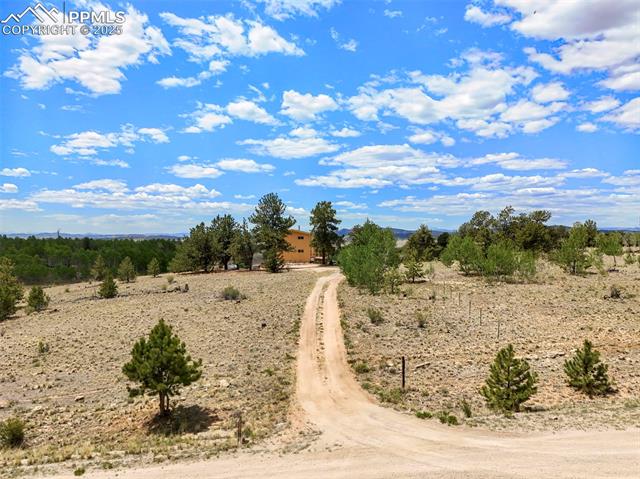 1689 Grand Teton Drive