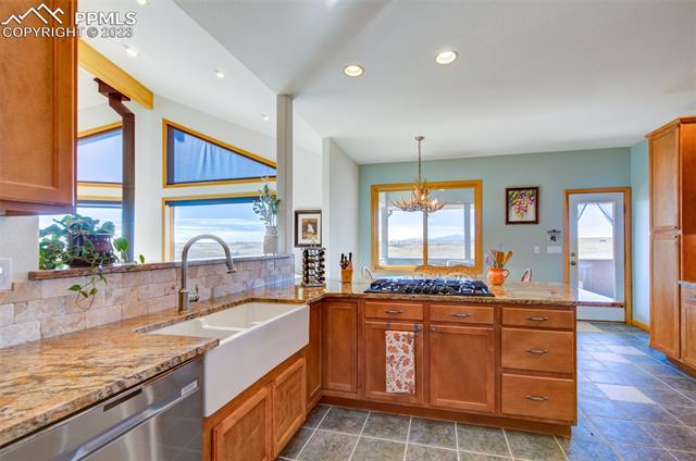 2972 Rock Circle