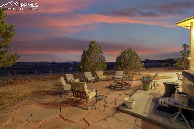 2972 Rock Circle