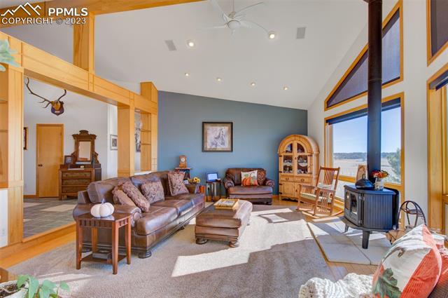 2972 Rock Circle