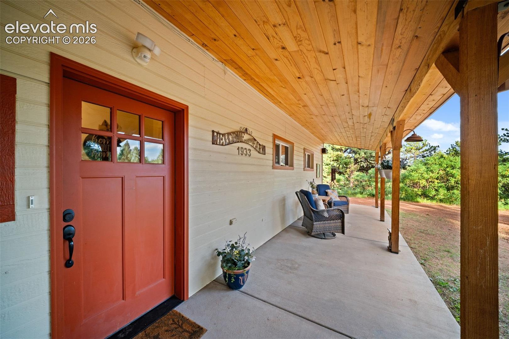 1933 County Road 782