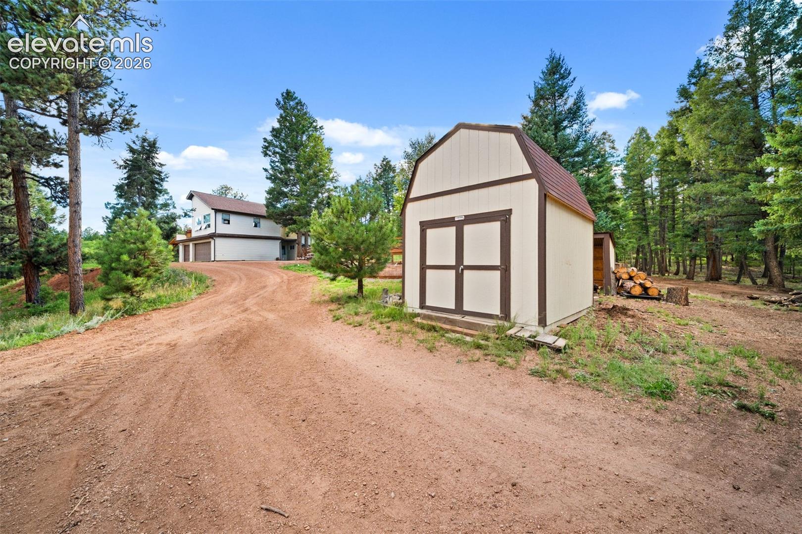 1933 County Road 782