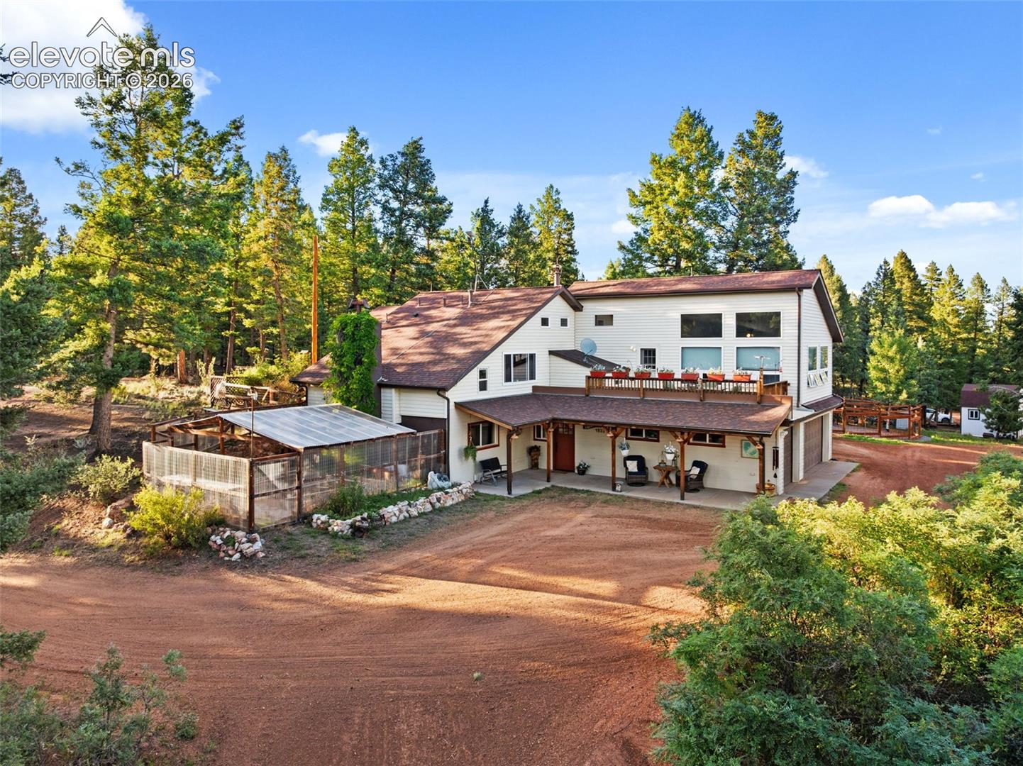 1933 County Road 782