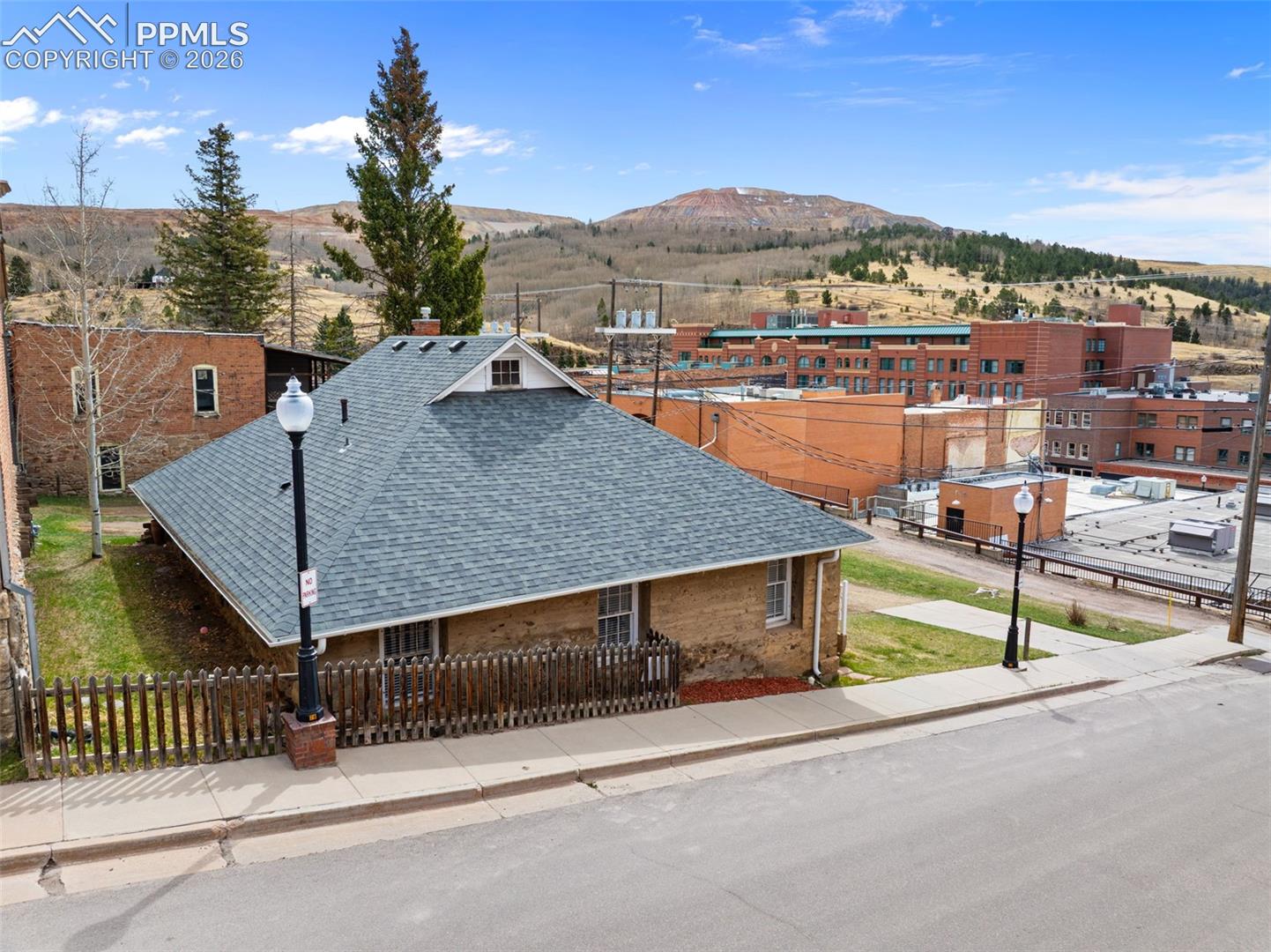 128 N Fourth Street