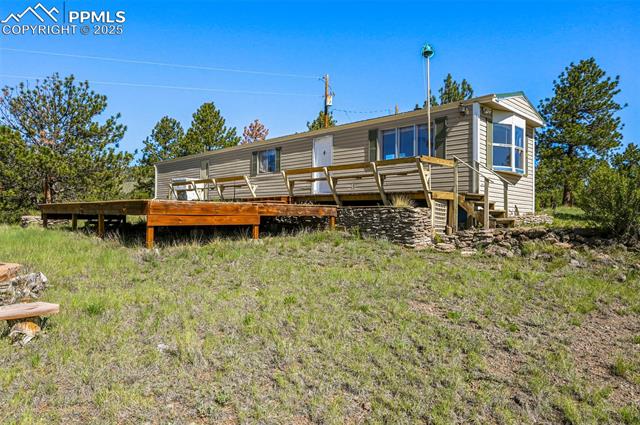 332 Valley Circle
