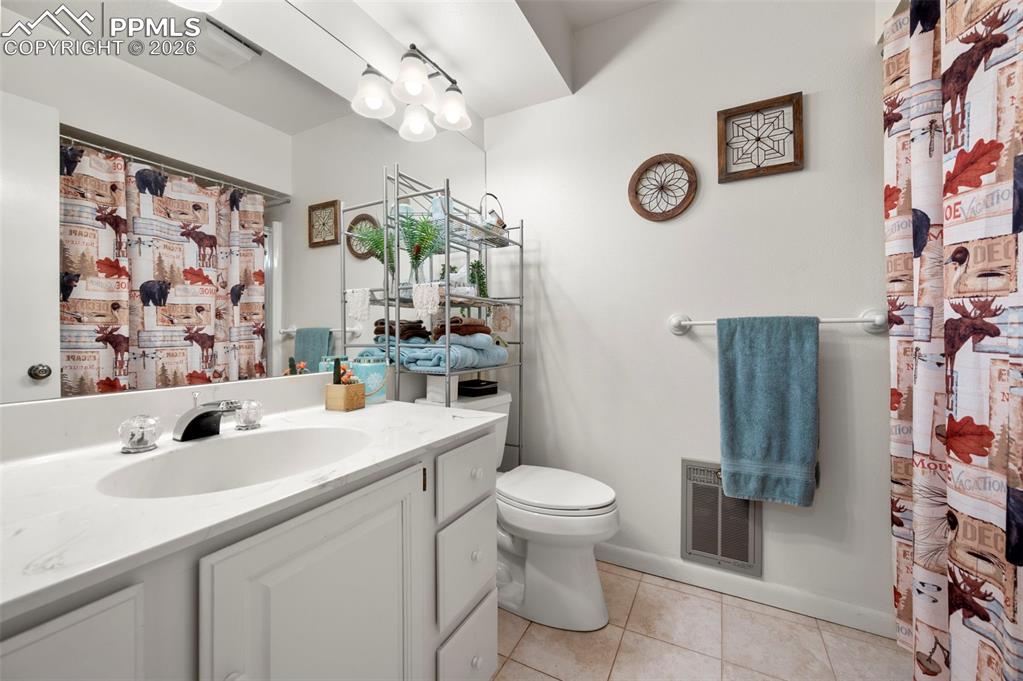 537 Chapparal Trail