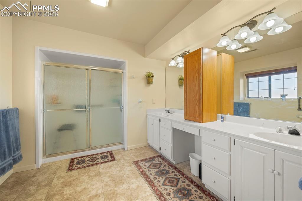 537 Chapparal Trail