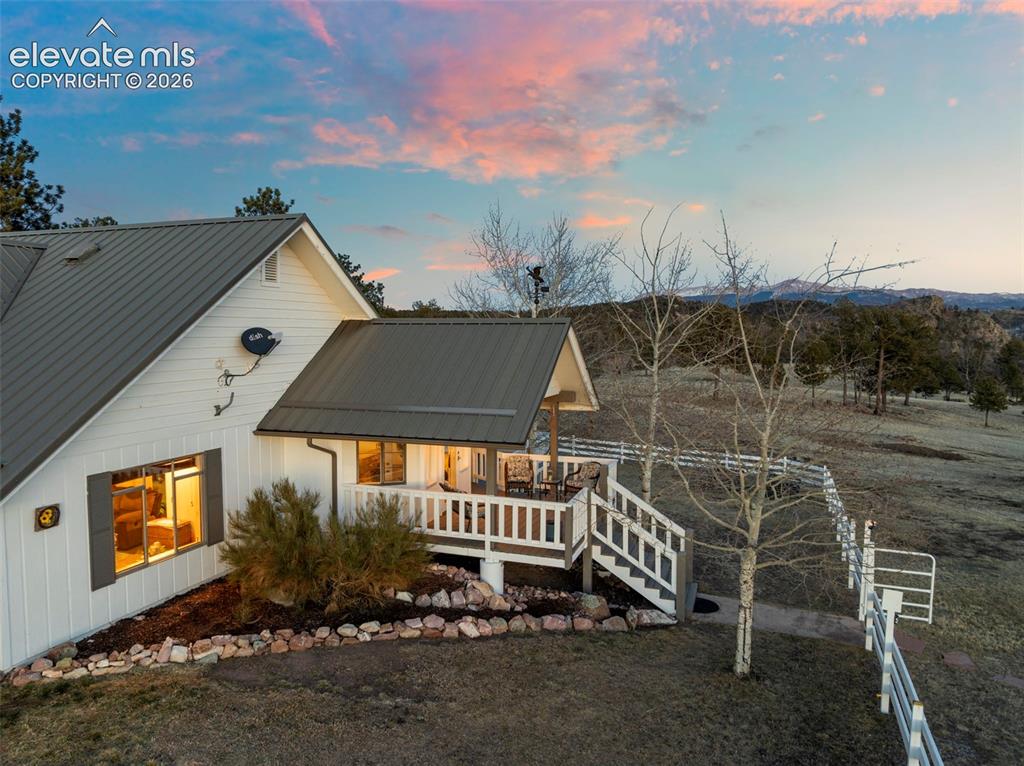 537 Chapparal Trail