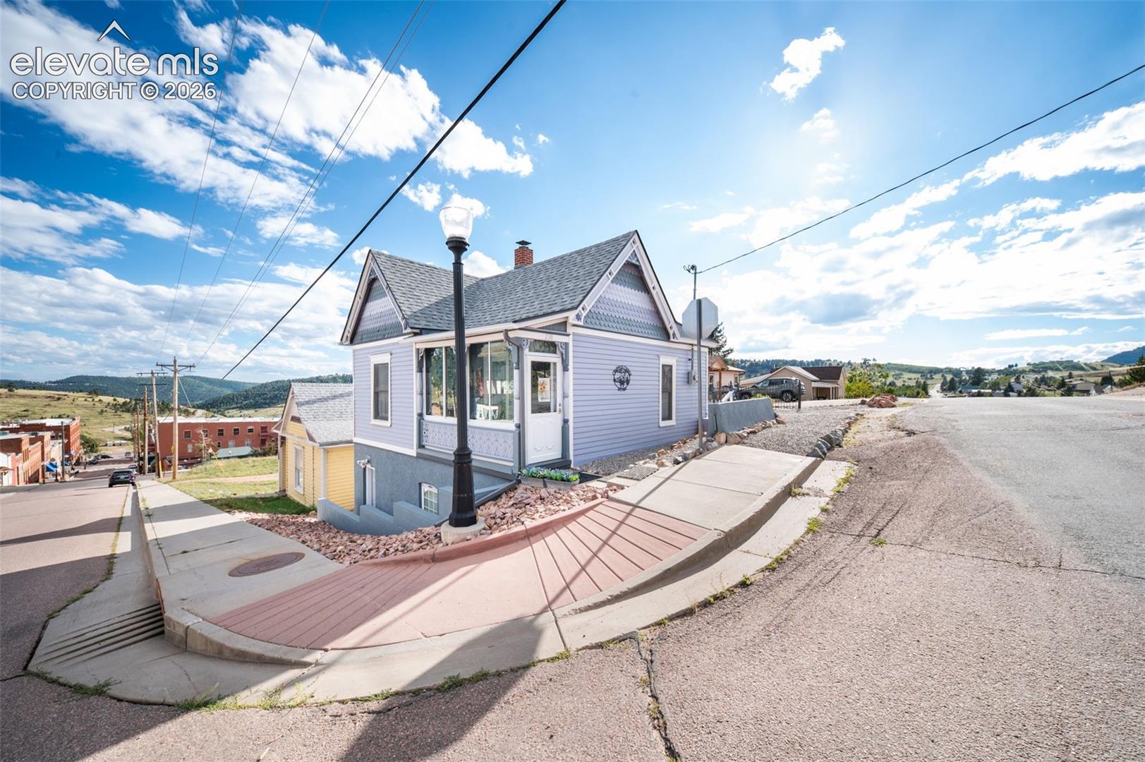 238 E Eaton Avenue
