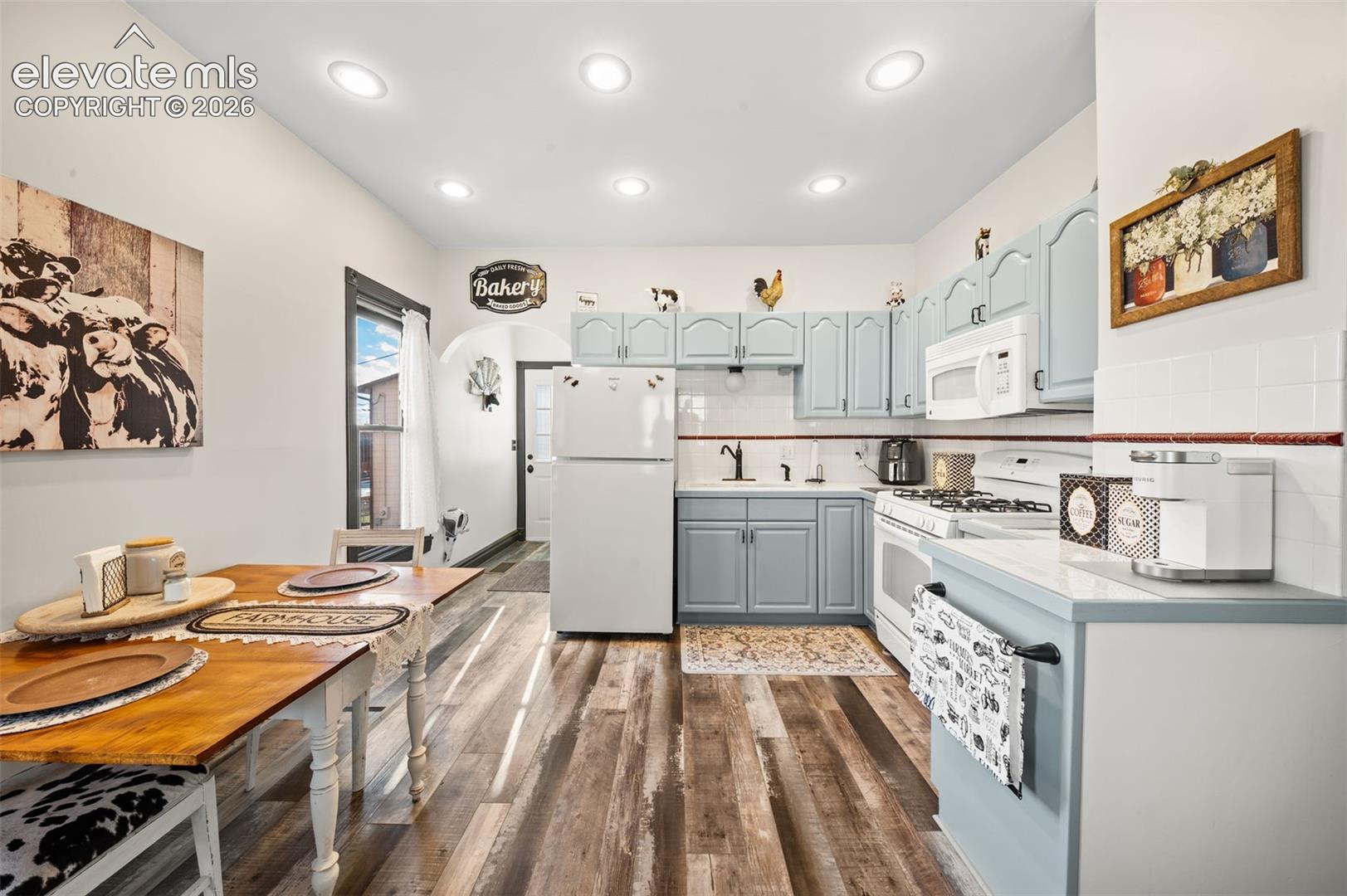 238 E Eaton Avenue