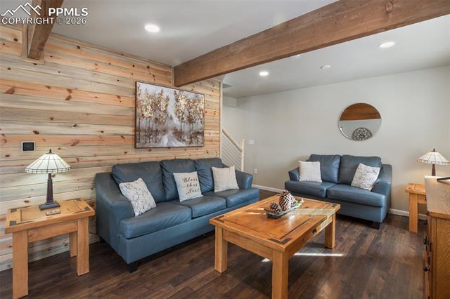 5100 County Road 1 Road