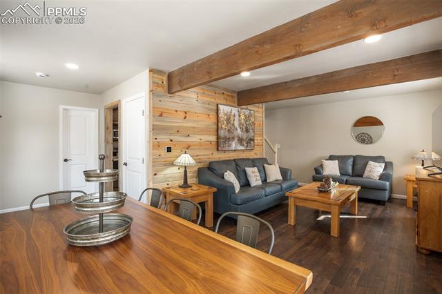 5100 County Road 1 Road