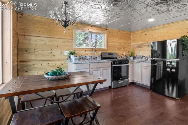 145 Sioux Circle
