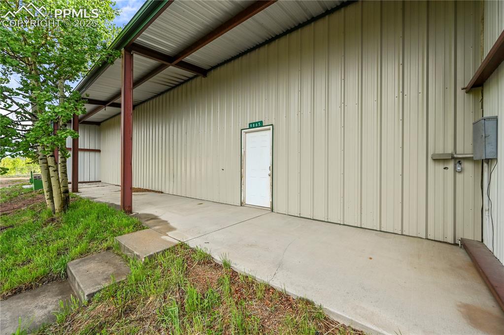9865 S Highway 67