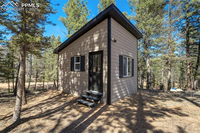 869 Kiowa Road