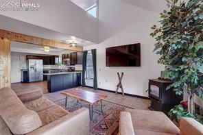 1063 Meadows Lane