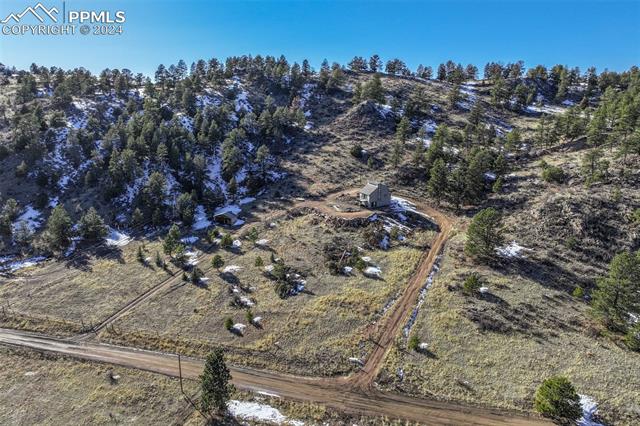 1063 Meadows Lane