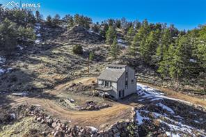 1063 Meadows Lane