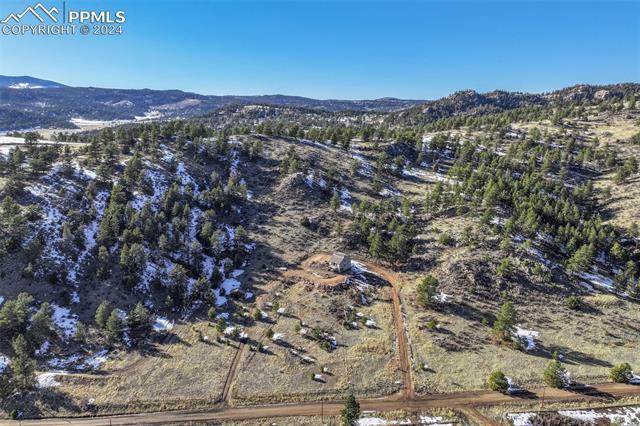 1063 Meadows Lane