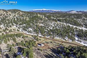 1063 Meadows Lane